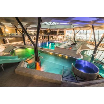 Весенняя мозаика. Сакуры Закарпатья + термалы Словакии.