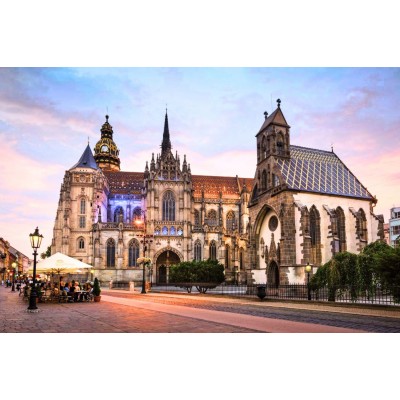 Весенняя мозаика. Сакуры Закарпатья + термалы Словакии.